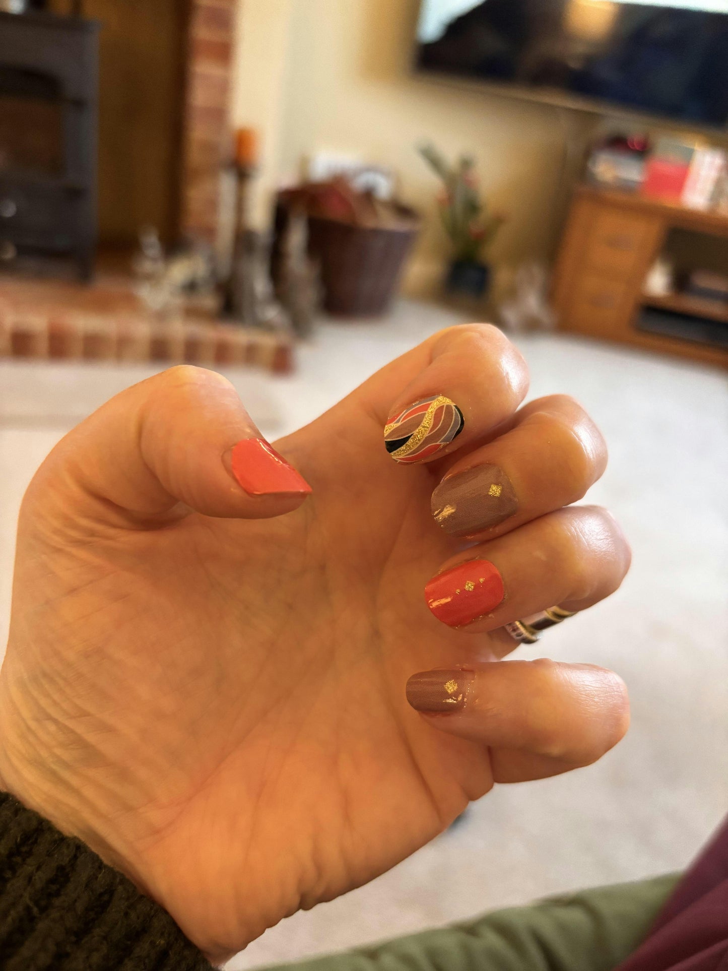 Holy Grail Nail Non-UV Nail Wraps Nectarine – Holy Classics (Non-UV Nail Wraps)