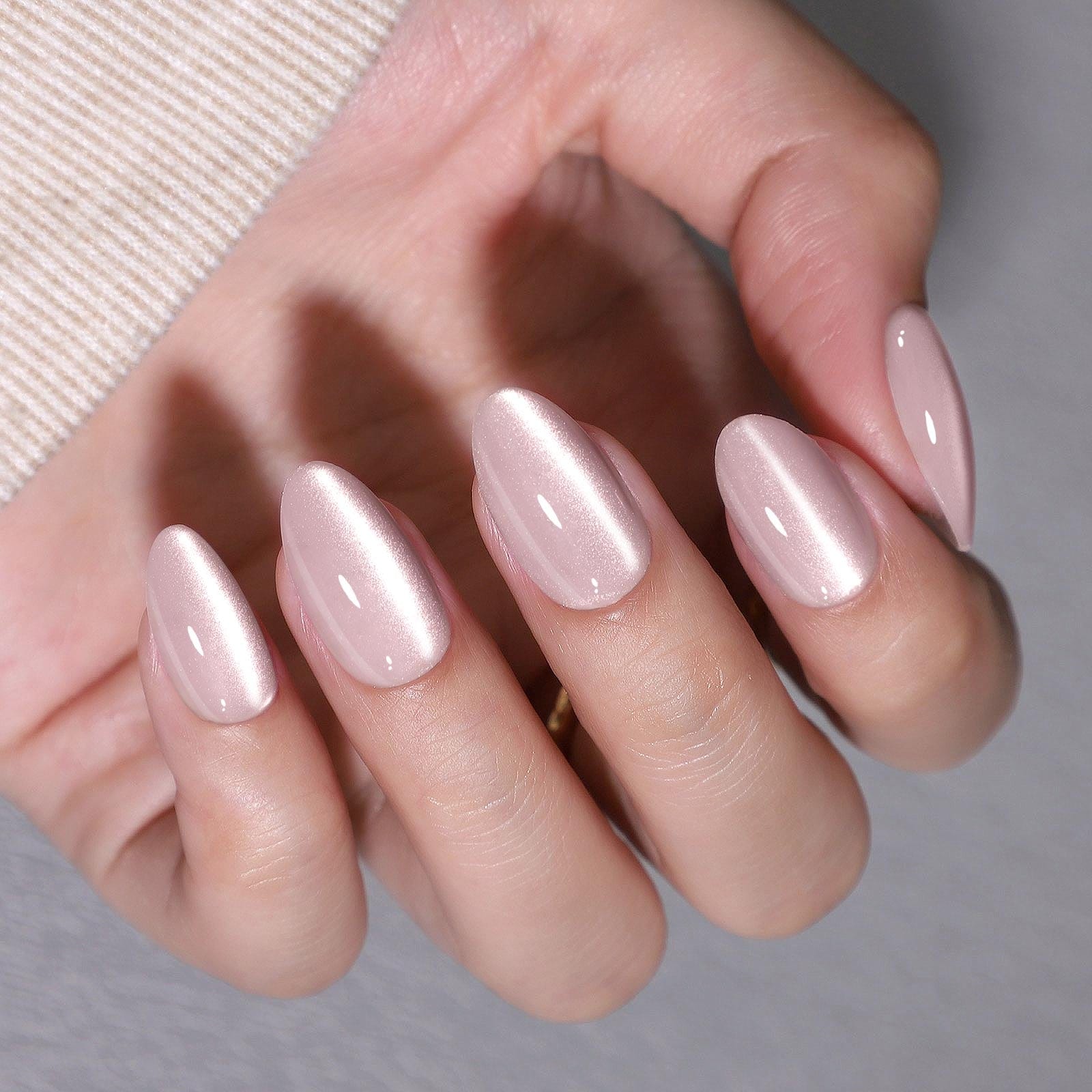 Holy Grail Nail press on Prosecco (Cat's eye) - Soft Gel Press Ons