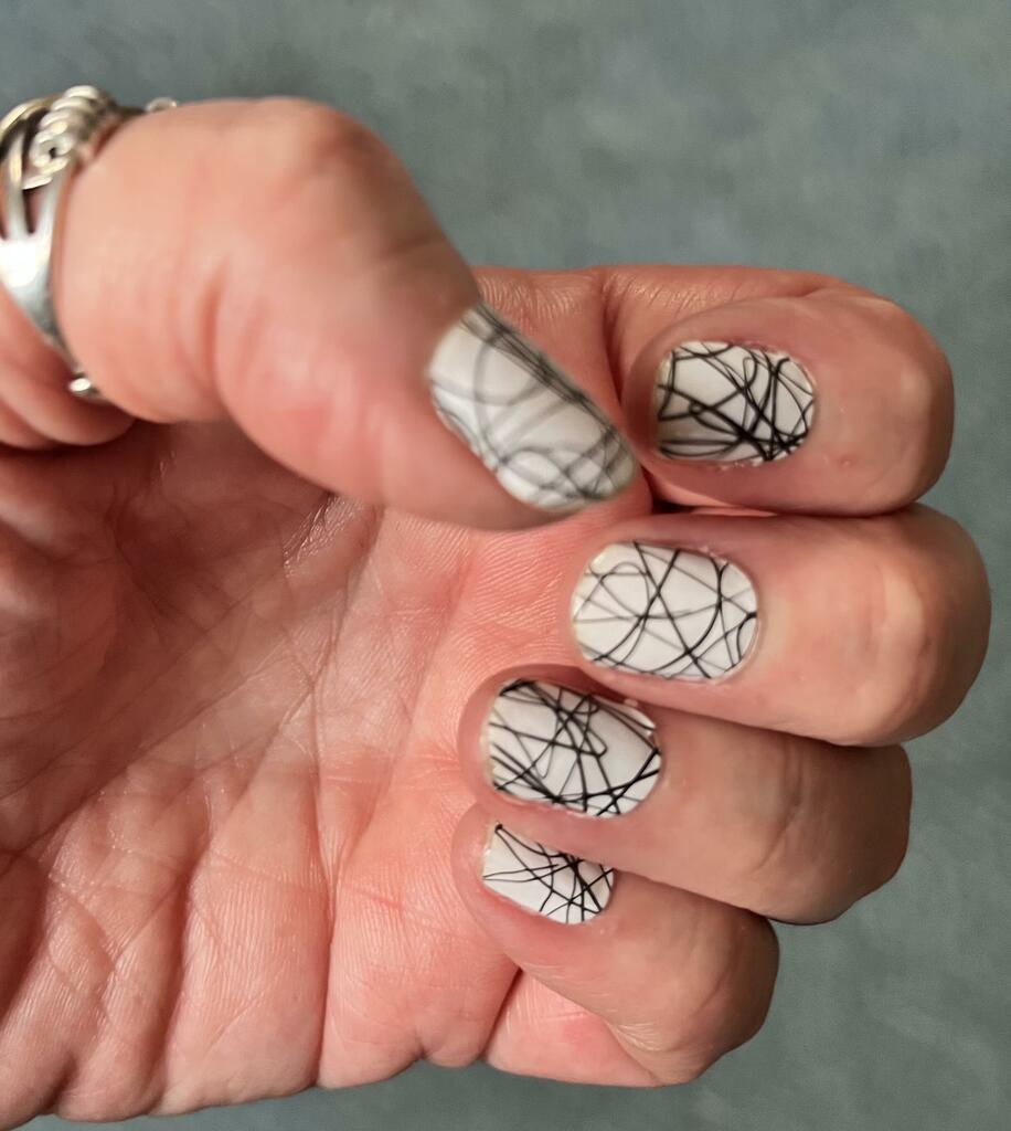 Dare to Doodle - Holy Classics (Non-UV Nail Wraps)