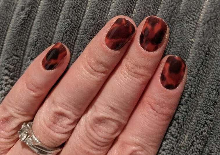 Tortoiseshell - Holy Classics (Non-UV Nail Wraps)