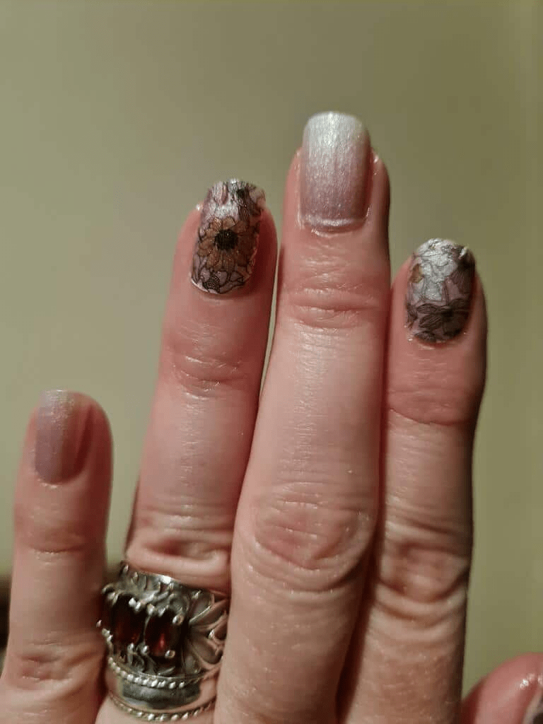 Riot of Flowers - Holy Classics (Non-UV Nail Wraps)