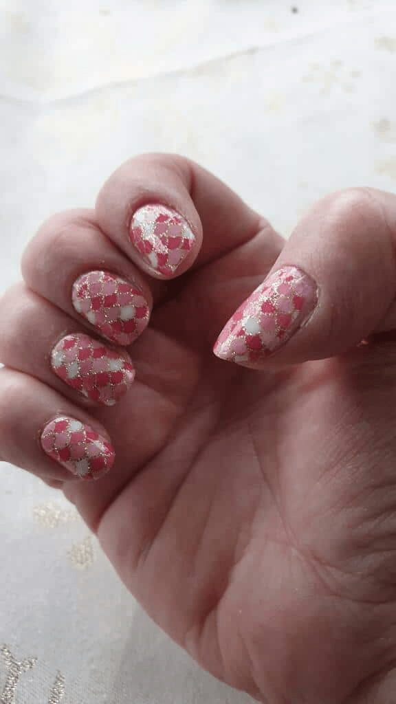 Pink Shells - Holy Classics (Non-UV Nail Wraps)