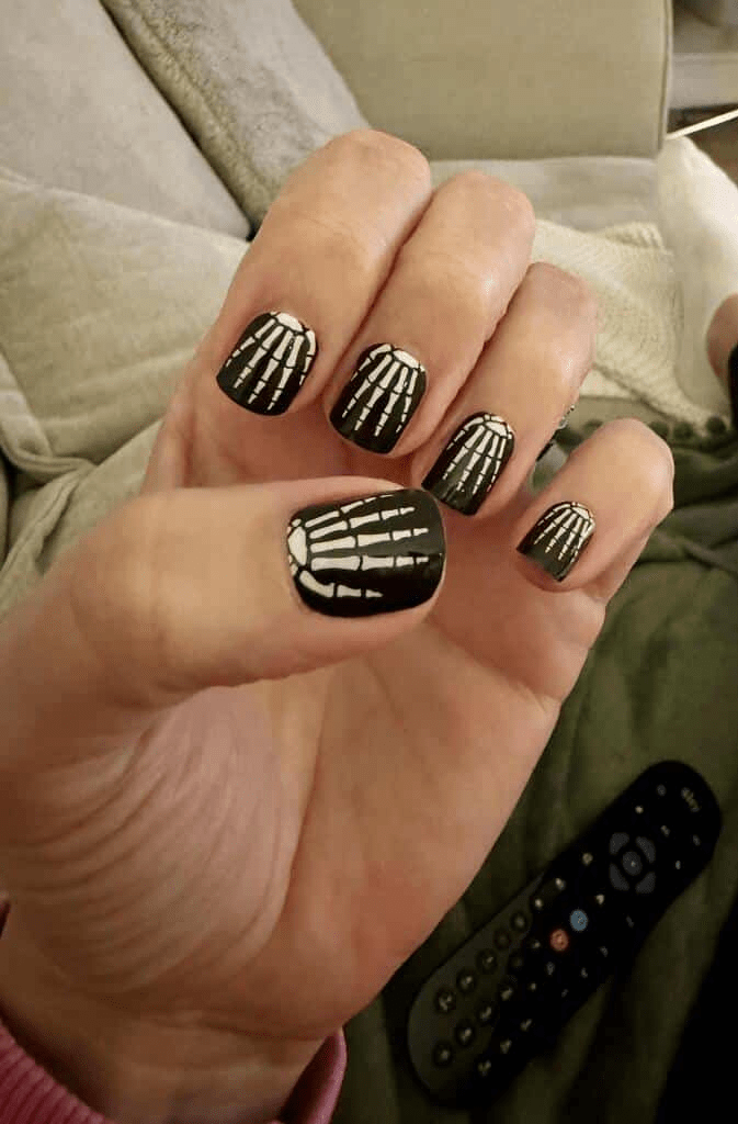 Don't Play with X-Rays - Holy Classics (Non-UV Nail Wraps)