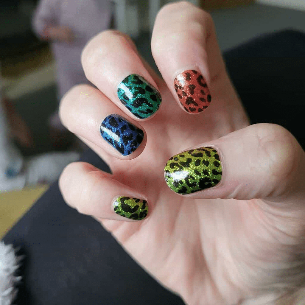 Sparkly Cat - Holy Classics (Non-UV Nail Wraps)