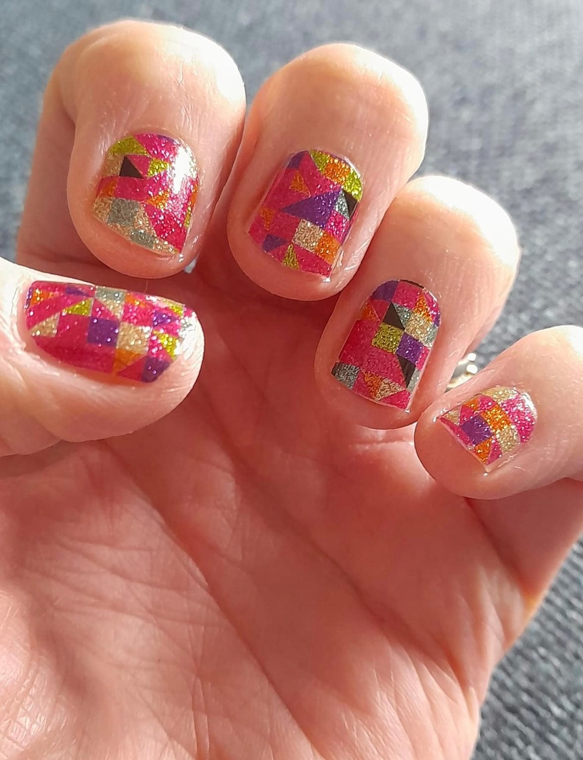 Triangular Maze (Glitter) - Holy Classics (Non-UV Nail Wraps)