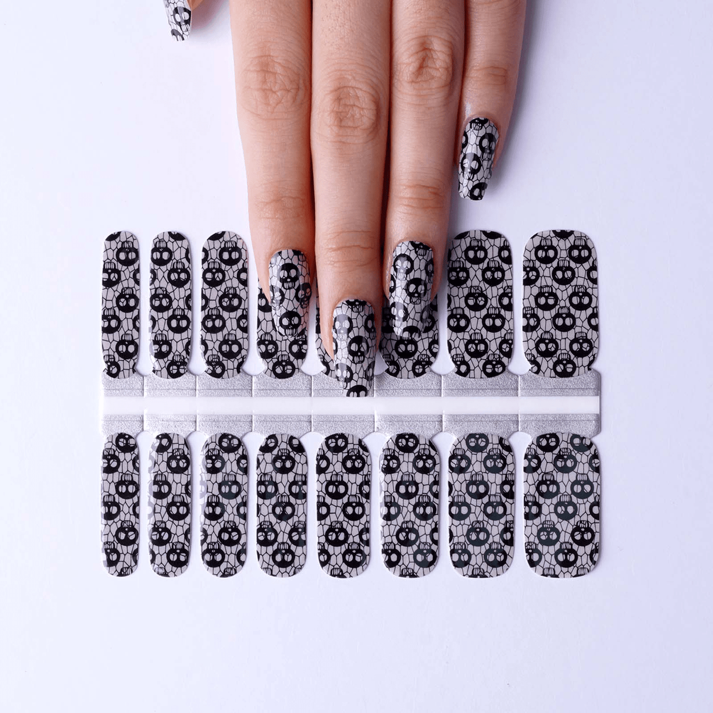 Fishnet Skulls (Glow in the Dark) - Holy Classics (Non-UV Nail Wraps)