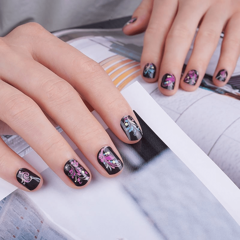 Scandal - Holy Classics (Non-UV Nail Wraps)