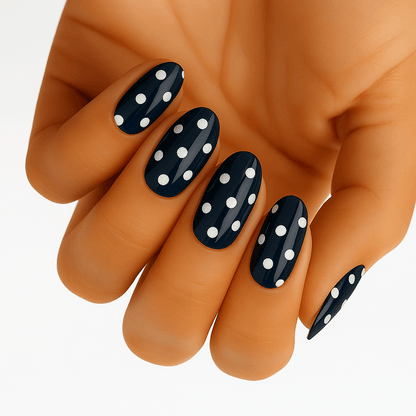 Holy Grail Nail Non-UV Nail Wraps Polka Dot Black - Holy Classics (Non-UV Nail Wraps)