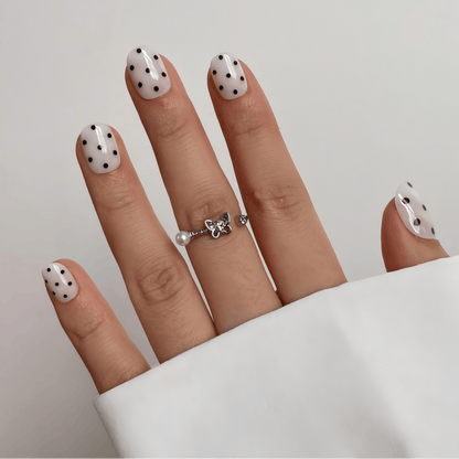 Holy Grail Nail press on Kiss My Dots - Soft Gel Press Ons (Extra Short Natural)