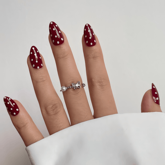 Holy Grail Nail press on Not Here to Blend In - Soft Gel Press Ons (Short Almond)