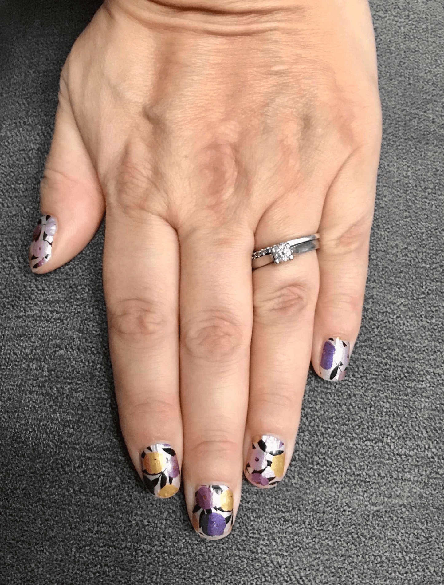 Beauty Queen - Holy Classics (Non-UV Nail Wraps)