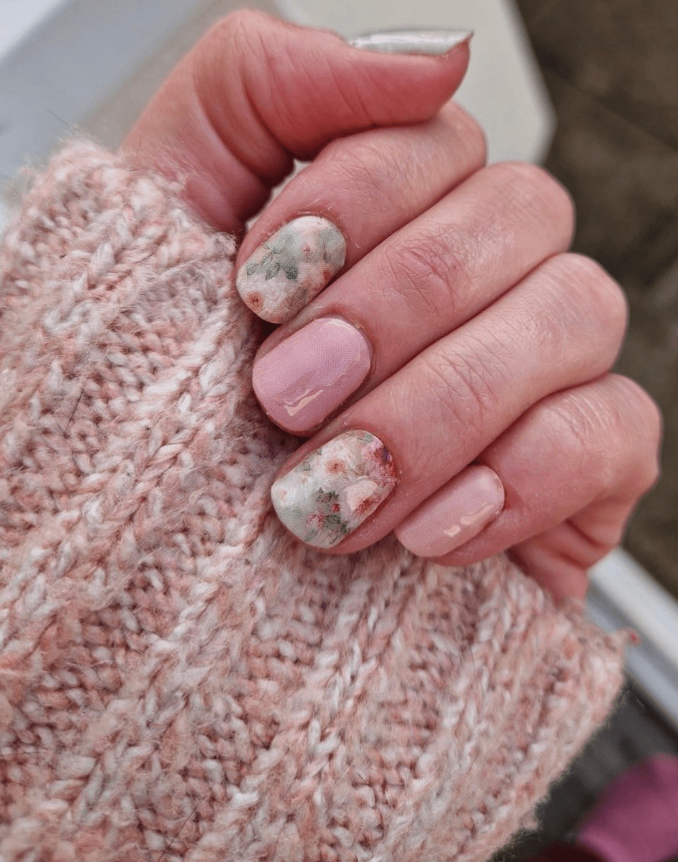 Rose Garden - Holy Classics (Non-UV Nail Wraps)