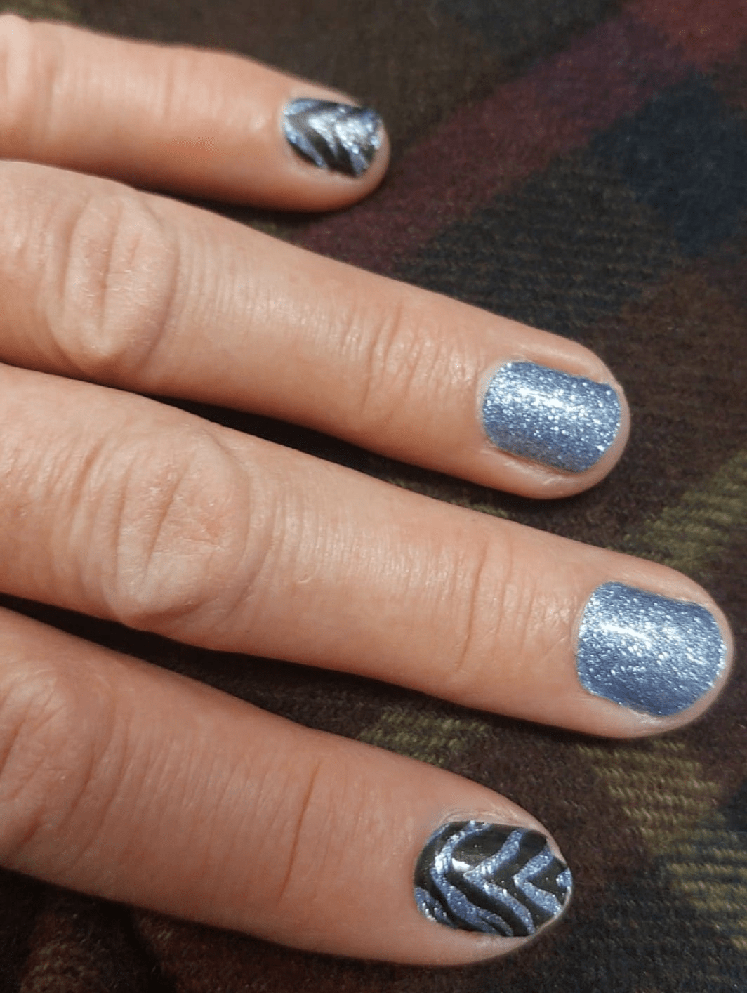 Zebra Sparkle - Holy Classics (Non-UV Nail Wraps)