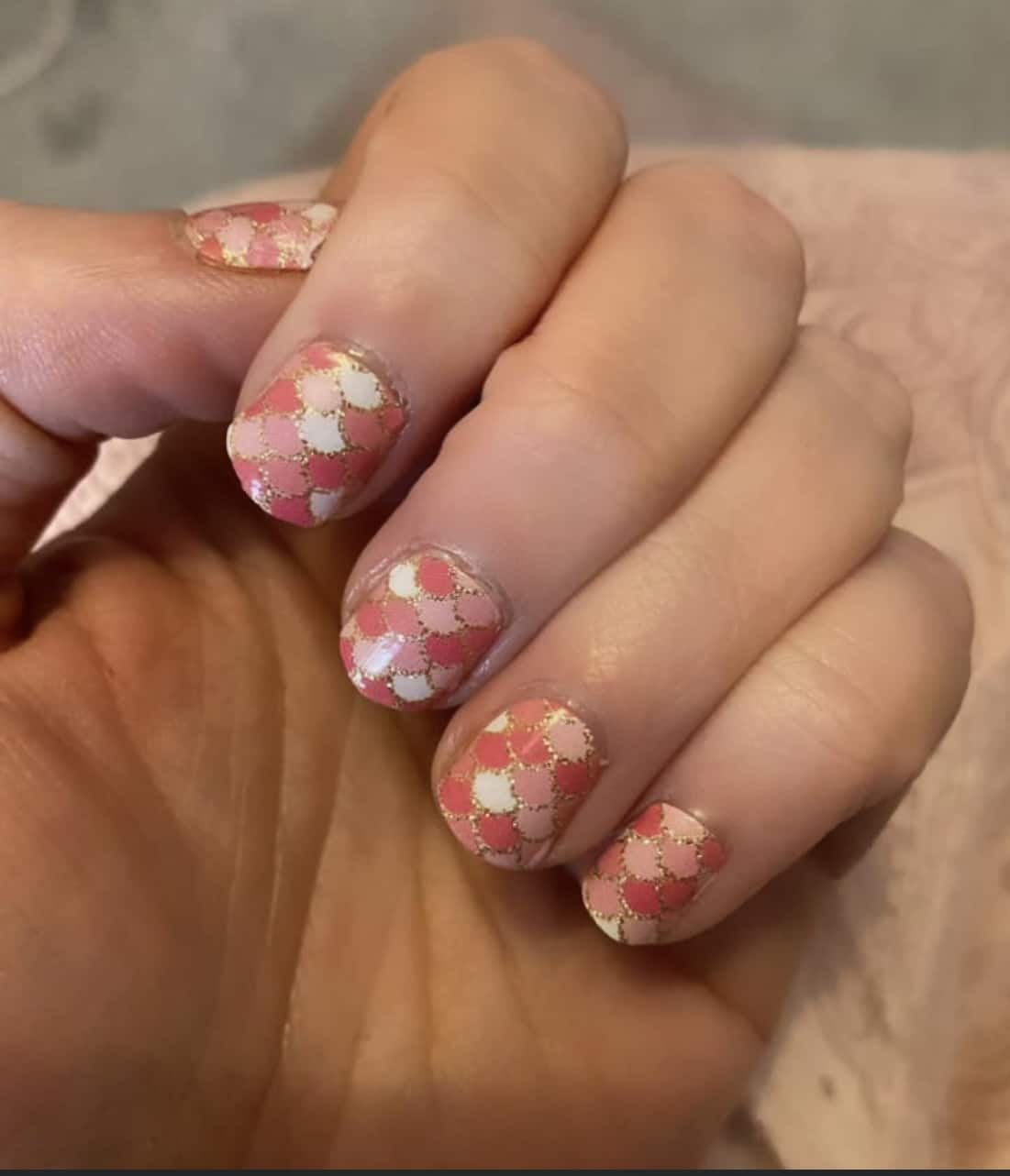 Pink Shells - Holy Classics (Non-UV Nail Wraps)