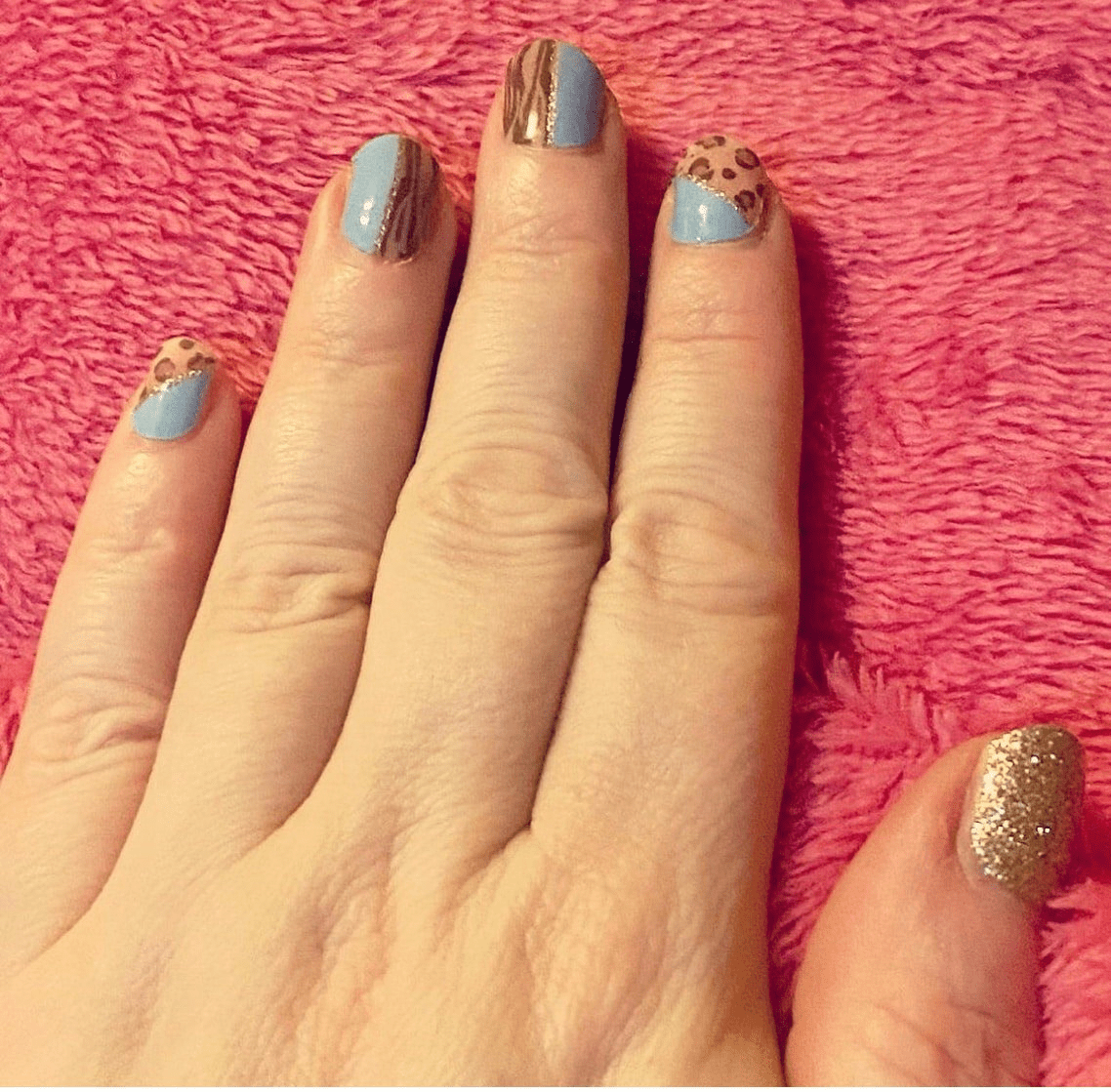 Glitz and Glamour - Holy Classics (Non-UV Nail Wraps)