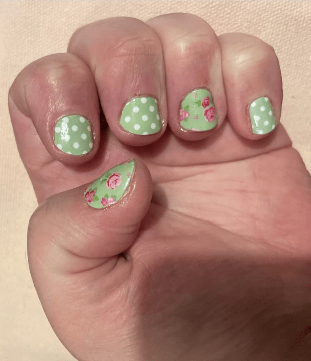 Smell the Roses - Holy Classics (Non-UV Nail Wraps)