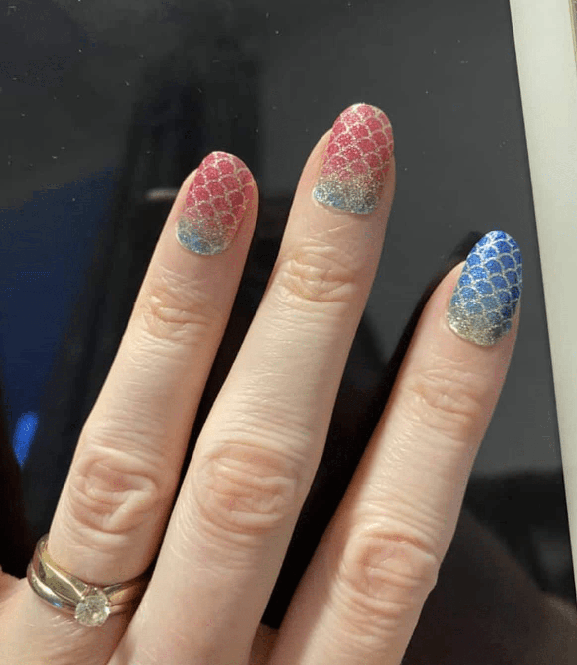 Mermaid's Tail (Glitter) - Holy Classics (Non-UV Nail Wraps)