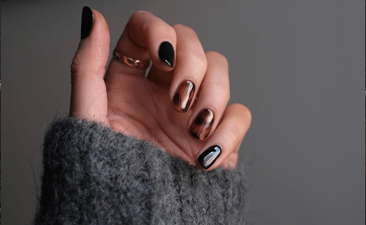 Tortoiseshell Noir - Holy Classics (Non-UV Nail Wraps)